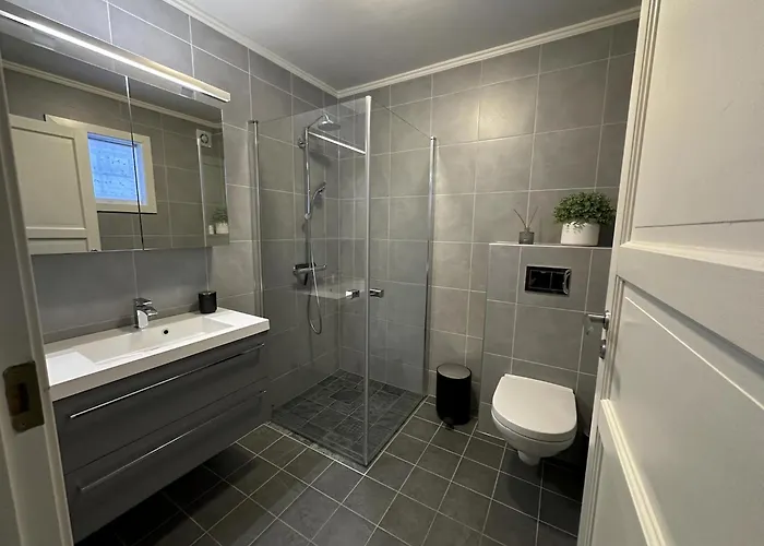 Modern 2-bedroom In Ideal Location Apartamento